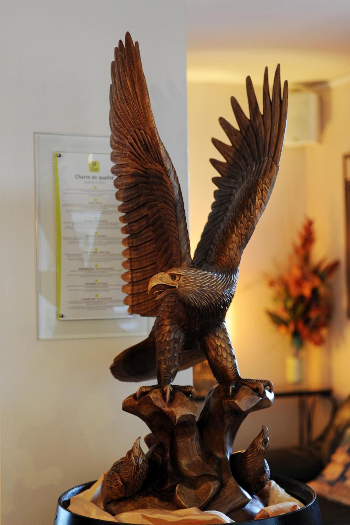 Logis Hotel Horus Restaurant Les Bruyeres Toulenne Екстериор снимка