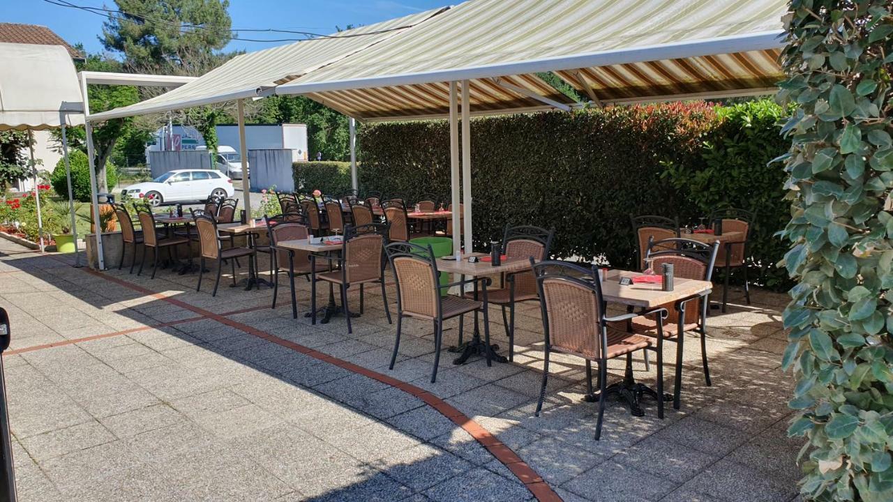 Logis Hotel Horus Restaurant Les Bruyeres Toulenne Екстериор снимка