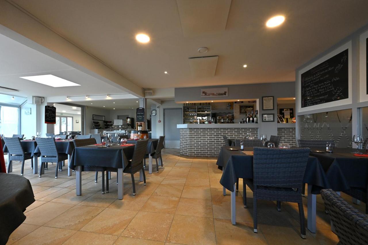Logis Hotel Horus Restaurant Les Bruyeres Toulenne Екстериор снимка